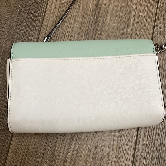 Kate Spade New York Cameron Small Flap Cross Body - Picture 4 of 6